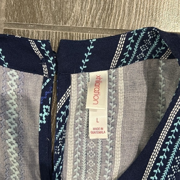 EUC Striped Sleeveless V-Neck Smocked Waist Cropped Jumpsuit Xhilaration Navy L - Picture 4 of 7